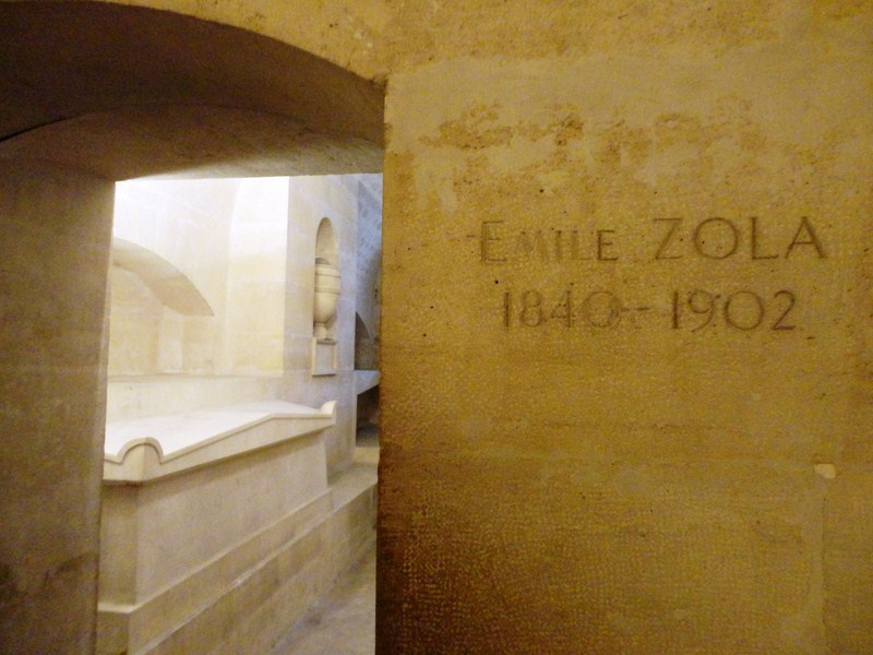 Tomb of Emile Zola